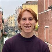 Ciao sono Lorenzo un Ragazzo di 23 anni, laureato in Economia aziendale e management, attualmente sto frequentando la mia laurea magistrale in Food Marketing e strategie commerciali presso l'Università Cattolica del sacro cuore. Sono un educatore nella mi
